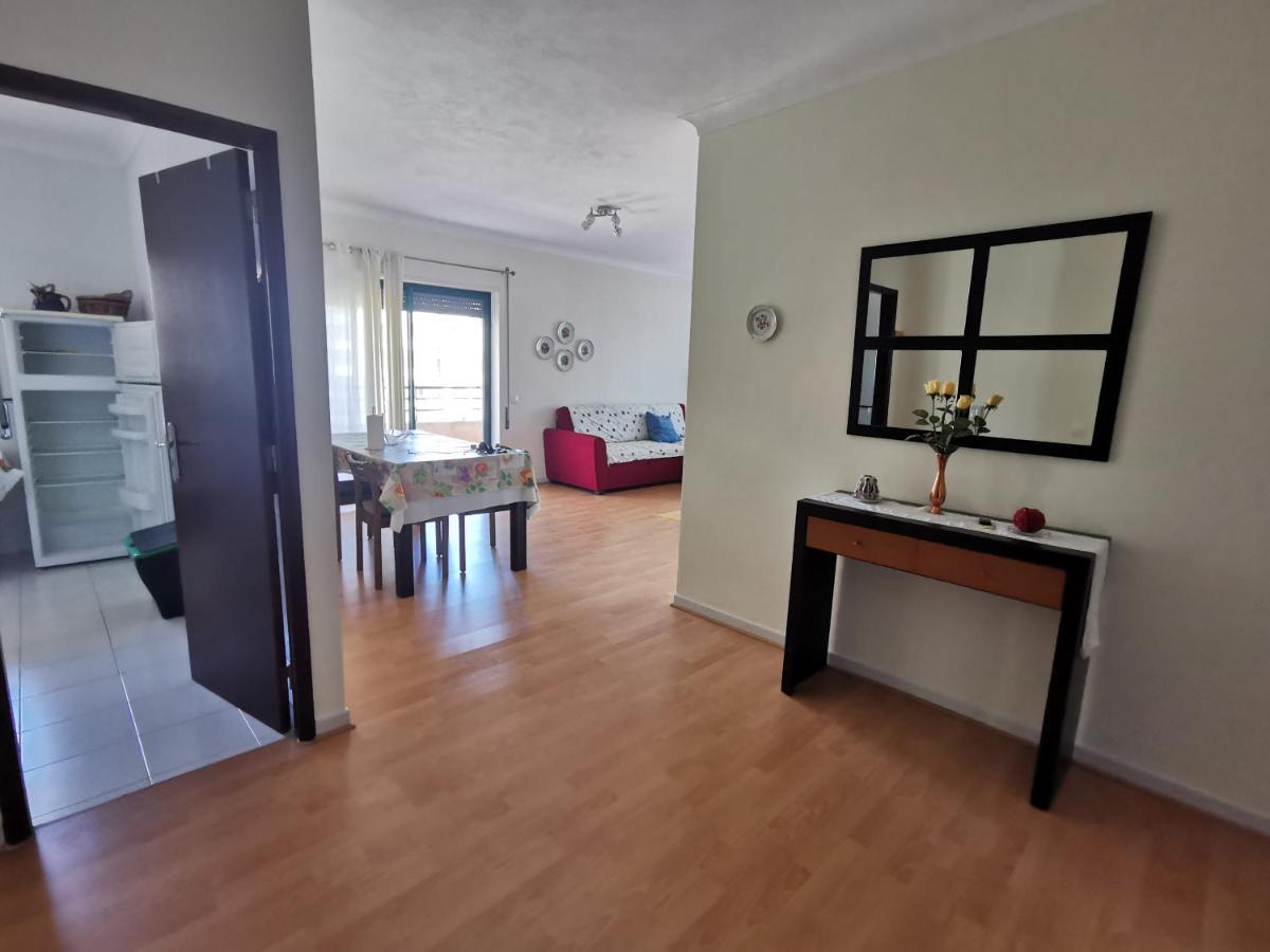 Logement Terrain De Tennis/Piscine 800M De La Mer Portimão Eksteriør billede